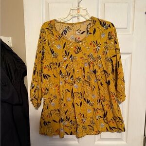 Women’s size 1x boutique top